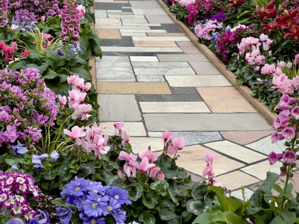 Garden Path Installation in Temecula